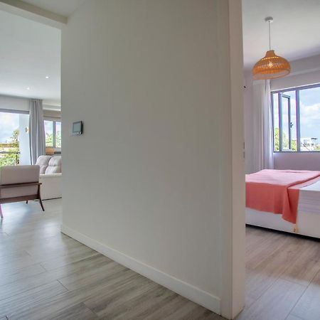 Mayfair Condo In Pereybere Pereybere Beach Exterior foto